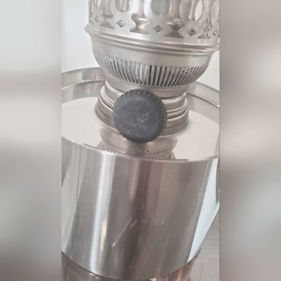 Shelton Oil Lamp - Picture 3 of 9